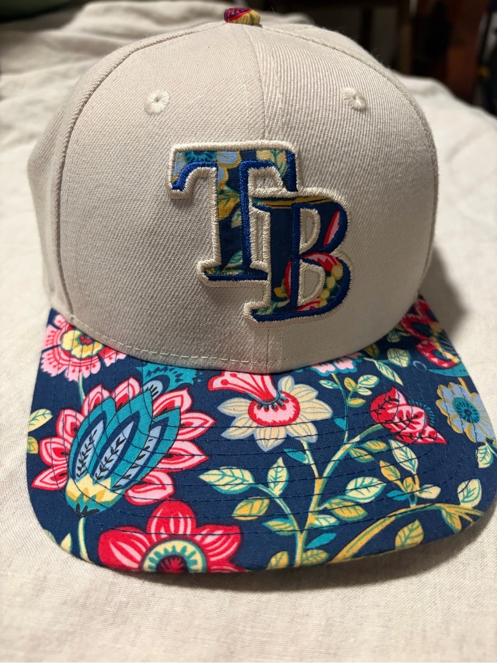 New Era Tampa Bay Rays Cream with Floral Brim Snapback Hat